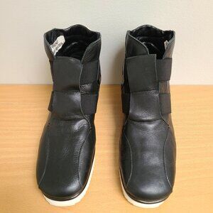 Clamp Shoes Boy Friend Boots Plaginsa Elastic Closure SZ 37/7 Black
